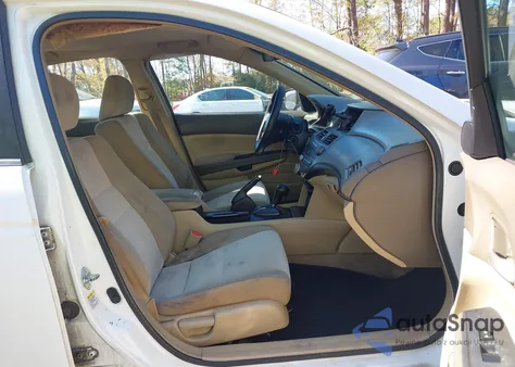 2009 Honda Accord 2.4 Lx из США, поврежденный, VIN 1HGCP26319A029909